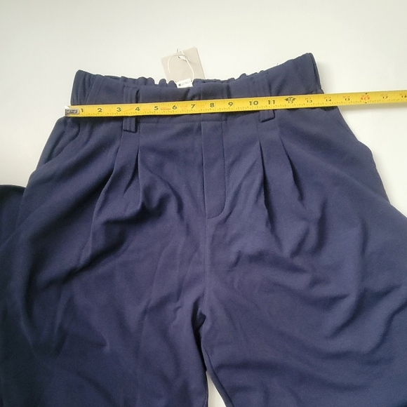 Halara NWT High Waist Pleated Textured Wide Leg-Pants Size Medium. - Picture 6 of 9